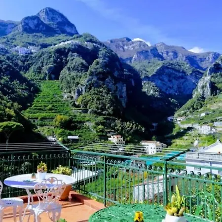 Alojamento de Acomodação e Pequeno-almoço La Valle Delle Ferriere Amalfi