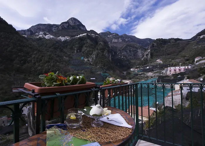 La Valle Delle Ferriere Bed & Breakfast