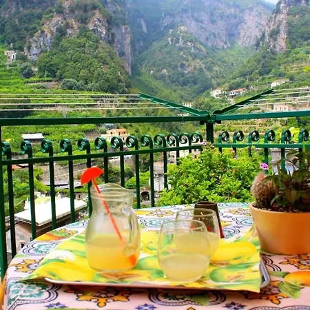 La Valle Delle Ferriere לינה וארוחת בוקר