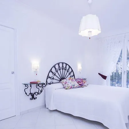 Bed & Breakfast La Valle Delle Ferriere Amalfi