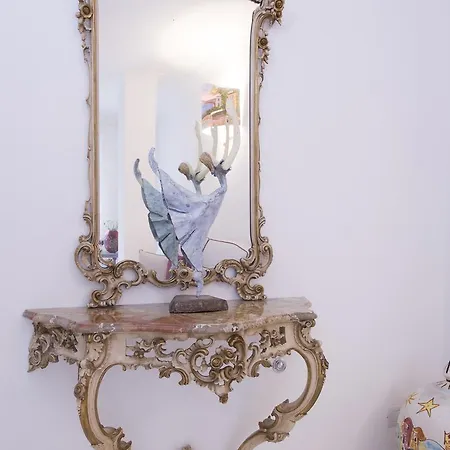 La Valle Delle Ferriere לינה וארוחת בוקר