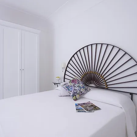 La Valle Delle Ferriere לינה וארוחת בוקר אמאלפי