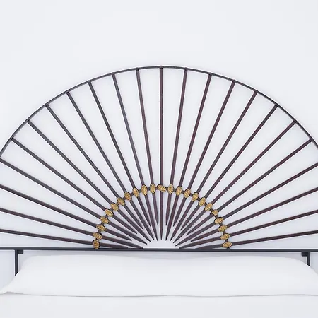 La Valle Delle Ferriere לינה וארוחת בוקר 4*