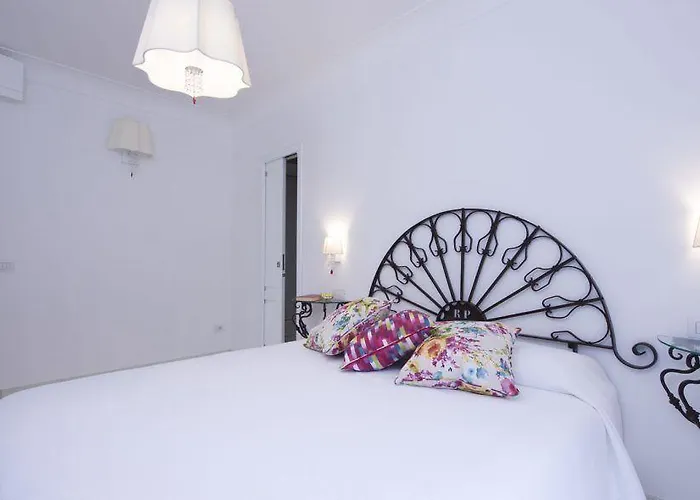 La Valle Delle Ferriere Bed & Breakfast 4*