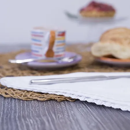 ラ ヴァッレ デッレ フェッリエーレ ベッド・アンド・ブレックファスト