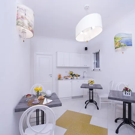 ラ ヴァッレ デッレ フェッリエーレ ベッド・アンド・ブレックファスト アマルフィ