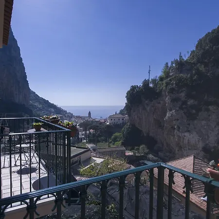 ラ ヴァッレ デッレ フェッリエーレ 4* アマルフィ