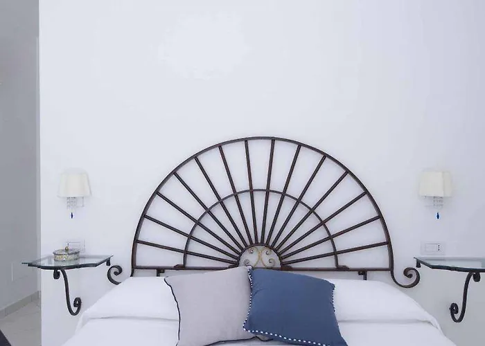 La Valle Delle Ferriere 4* أمالفي