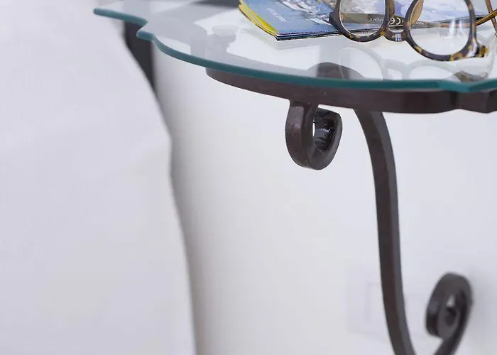 La Valle Delle Ferriere فندق مبيت وإفطار 4*