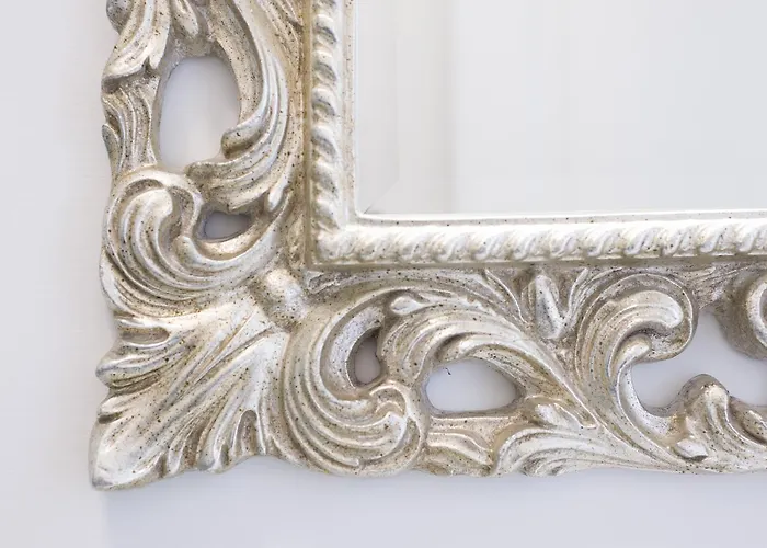 La Valle Delle Ferriere فندق مبيت وإفطار 4*